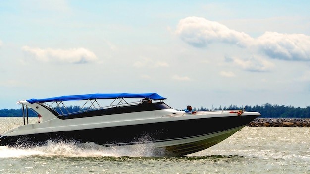 boat transport cost